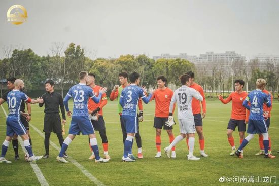 前意大利国家队、尤文图斯队友皮尔洛在社交媒体中发布动态，致敬了基耶利尼。
